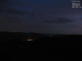 04 : 00