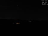 23 : 08