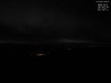 02 : 00