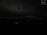 03 : 36