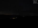 22 : 08