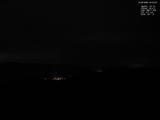 02 : 04