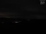 22 : 56