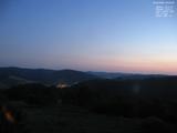 03 : 32
