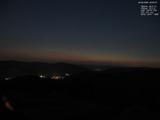 22 : 52