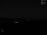 02 : 04