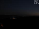 03 : 00