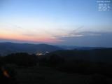 22 : 08