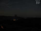 02 : 00