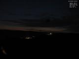 23 : 00