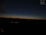22 : 56