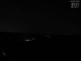 22 : 08