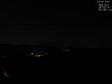 22 : 04