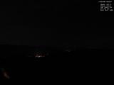03 : 04