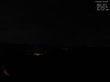 03 : 08