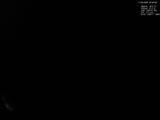 23 : 00