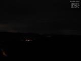 03 : 04