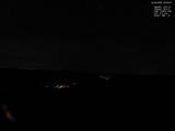 23 : 04