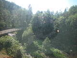 10 : 00