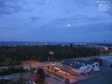 05 : 12