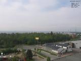 09 : 44