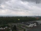 09 : 44