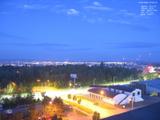 04 : 00