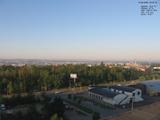 06 : 00