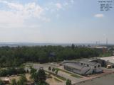 12 : 04