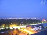 04 : 00