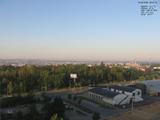 06 : 00