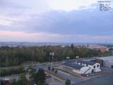 06 : 00