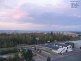 06 : 04