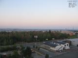 06 : 00
