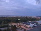 06 : 32