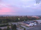 06 : 44