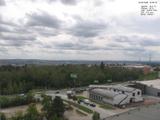 14 : 00
