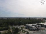15 : 00