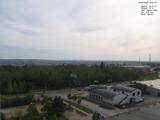 15 : 44