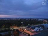06 : 28
