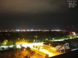 03 : 00