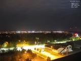02 : 00