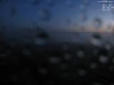 04 : 00