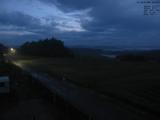 04 : 32