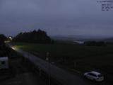 07 : 00