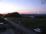 18 : 44