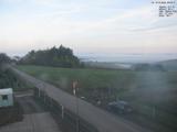 07 : 44