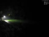 22 : 00