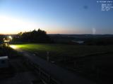 18 : 52