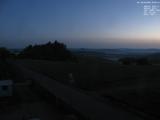 04 : 04